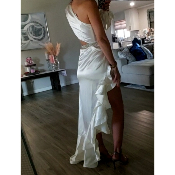 SOLD Monica One-Sleeve Asymmetric Ruffle Gown - Picture 6 of 16